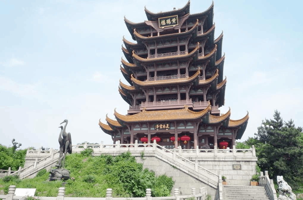 【星空真人】专访李霄鹏:日本女足战术一流中国女足不应悲观(图2) 星空登录
